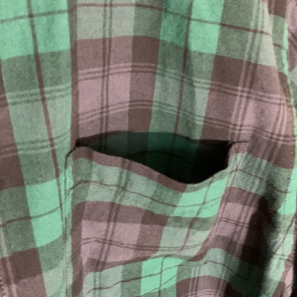 Arizona Emerald Plaid Button Down - Picture 4 of 6